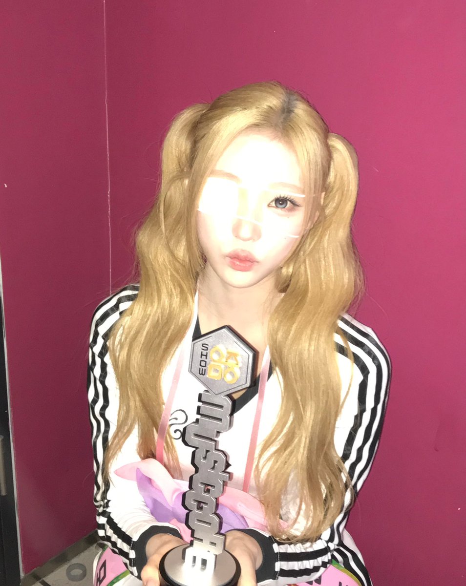 stella pics tweet media