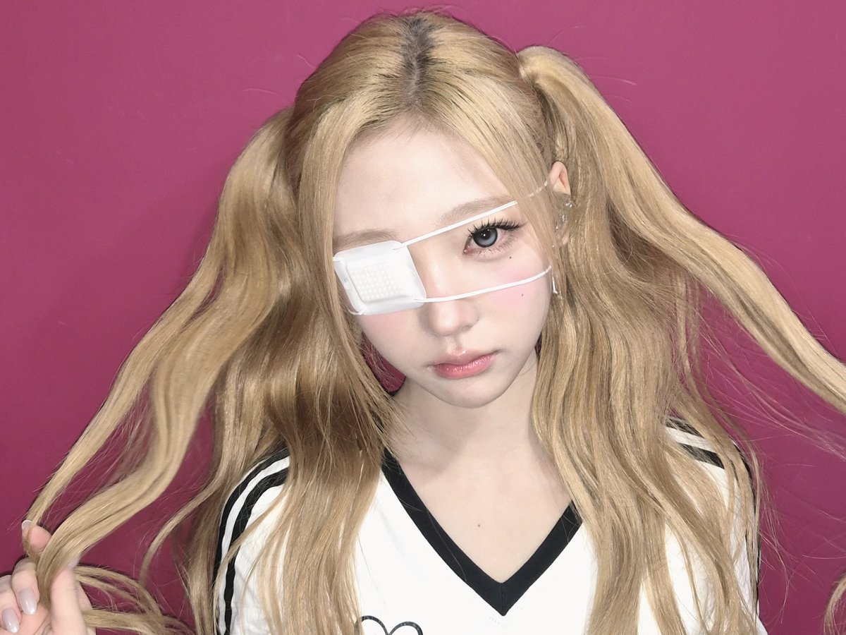 stella pics tweet media