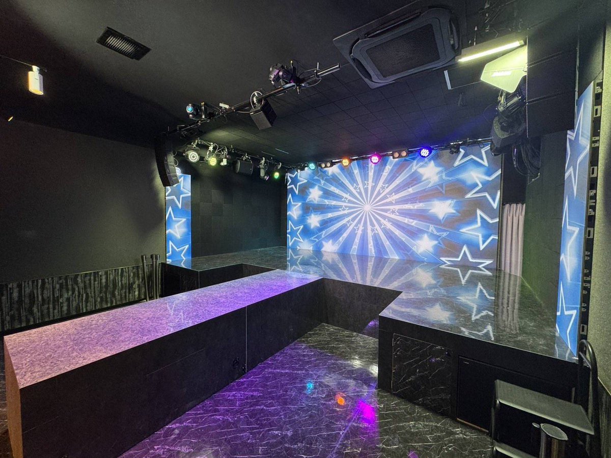 【秋葉原Venus緊急告知】
3月30日空き枠あり!

ホールレンタル料金を半額で貸し出し
ます。なんと大型LEDビジョン&amp;VJ付き
で半額!先着順です。

イベント、ライブ、撮影、配信に!
空き状況・詳細は今すぐDMへ!
（ご予約は先着順となります）

料金表
galaxy-group.jp/venus_akihabar…