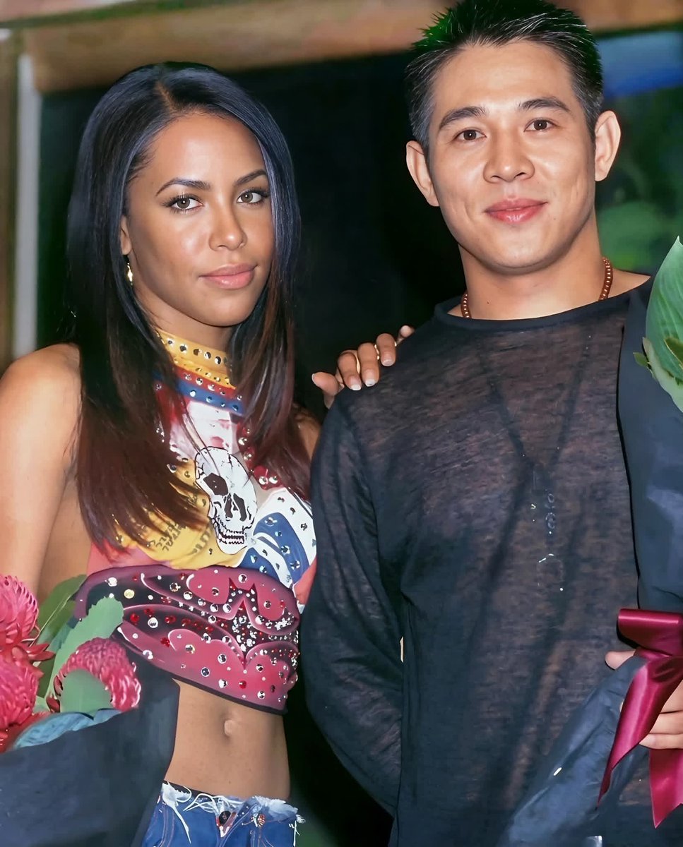 𝑻𝒉𝒆 𝑺𝒂𝒍𝒕 𝑶𝒇 𝑻𝒉𝒆 𝑬𝒂𝒓𝒕𝒉 tweet media