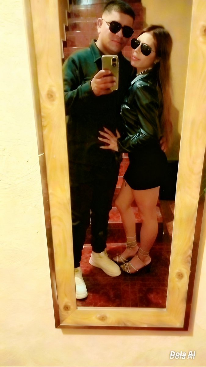 Tavo y Gabi tweet media