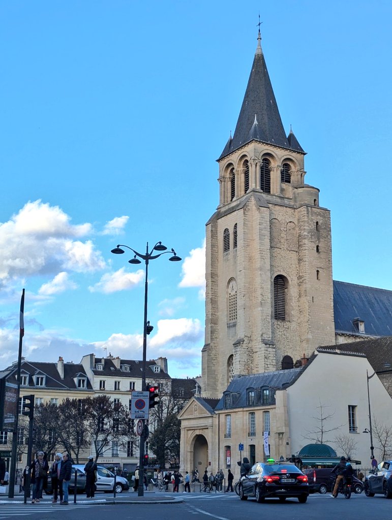 kapi2019SFC's tweet image. パリかぴ散歩③🦔🐣
いつものサン＝ジェルマン＝デ＝プレ
Église de Saint-Germain-des-Prés
大好きな場所うろちょろカフェしたりサーモンカップ買ったり🤭
#俺たちの6区
#パリ🇫🇷
#2026年2月欧州ぐるぐる旅🌀