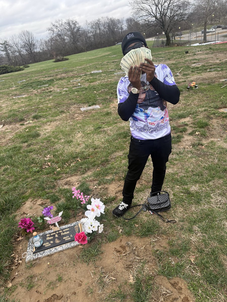 demontakeoff tweet media