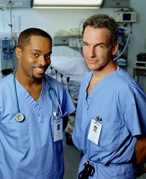 Vance und Gibbs als Dr. Wilkes und Dr. McNeil.
#memories
#NCIS
#ChicagoHope
#LongAgo