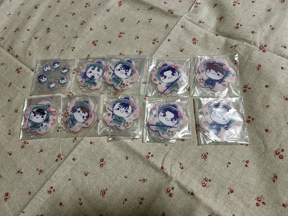 ot__r99's tweet photo. 【交換】忍たま フリューくじ くじ ふんわり桜もちぴこの段

譲 画像1〜3

求 
定価+送料
アクスタ 七松1

ぬい6年生は画像2.3から同数以上引き取っていただける方優先
BIGぬいは川崎、横浜、リブート1.4のソワレ前>都内手渡し優先 https://t.co/cCAmK95FYj