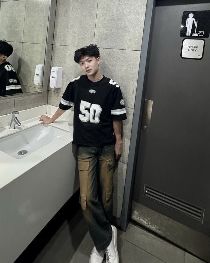 Manusia biasa tweet media