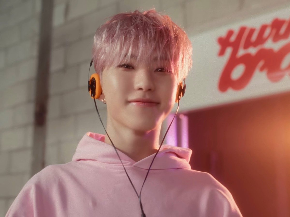 𝐬𝐨𝐬𝐨𝐦 tweet media