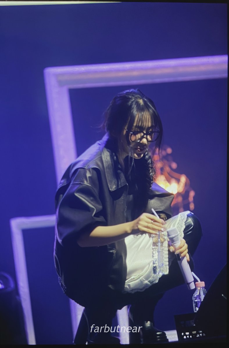 farbutnear. tweet media