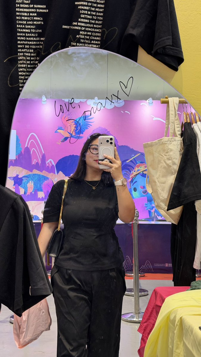 VeeSalTyMori 🦊🧁 tweet media