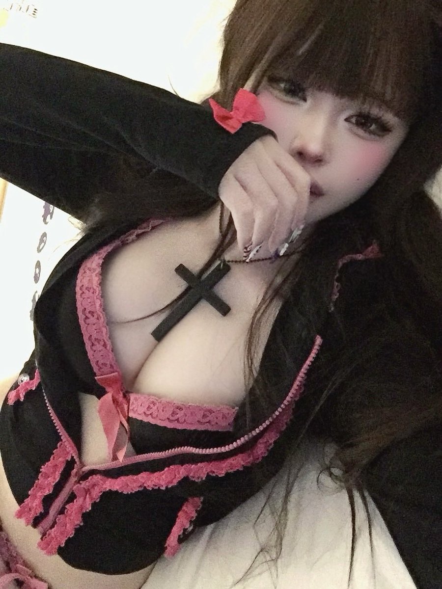 𝑯𝒂𝒏𝒊 ⓘ tweet media