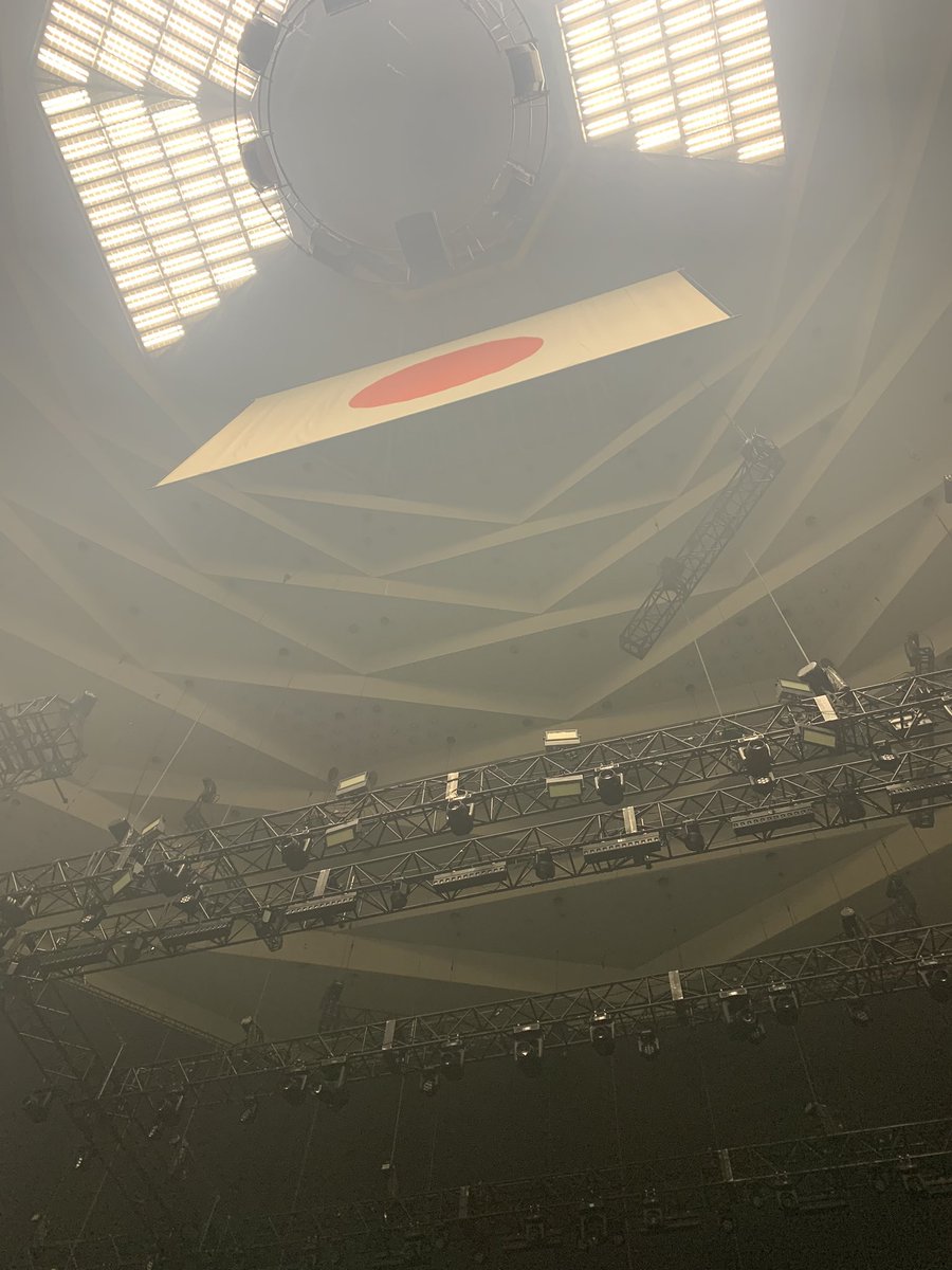 minetandayo's tweet photo. GEZAN武道館に見参 https://t.co/Q5ztHM99ij