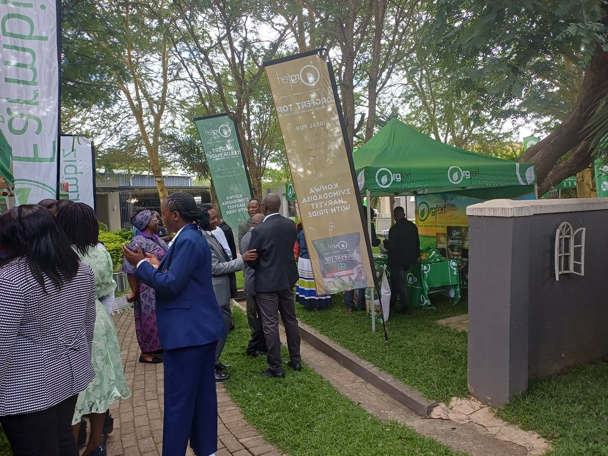 Orgfert1's tweet photo. We had the privilege of exhibiting at the Zimbabwe Plant Breeders Association (ZPBA) 10th anniversary congress which was running under the theme "Empowering the  next generation of plant breeders: Building markets and value chains for opportunity crops in Zimbabwe" https://t.co/GOdewSW340