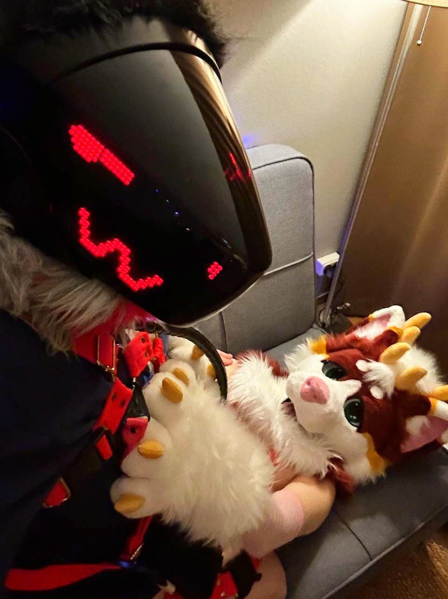 🔞 Pawzie AD tweet media