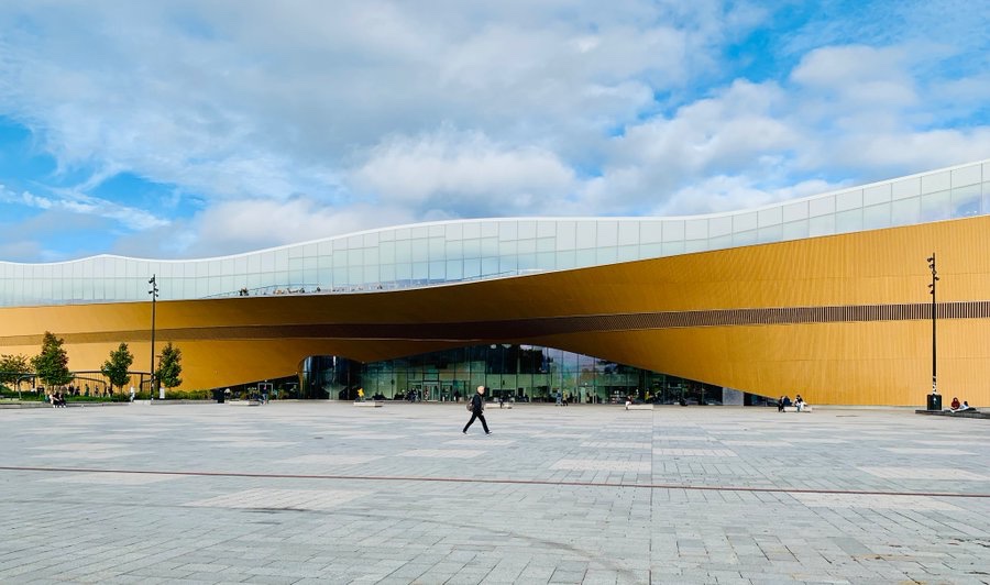 BSapag's tweet photo. Libraries in #Finland are #architecture and design marbles.
Oodi in #Helsinki never disappoints. 
These photos I captured during random visits after which I always experienced a calm bliss. https://t.co/Lv51gkKbFn
