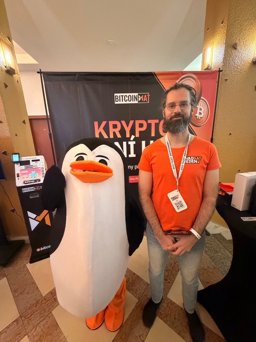 bitcoinmat_sk's tweet photo. Pomôžete ostatným uhádnuť meno nášho najnovšieho kolegu? 🤔👀 https://t.co/6UHwobwl1I