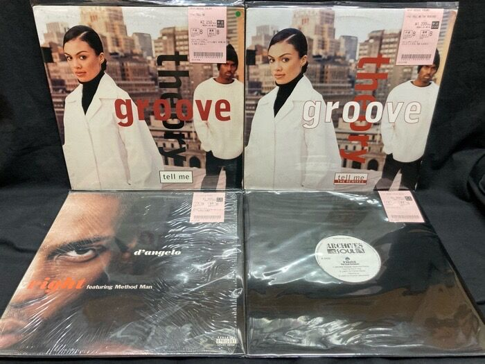diskunion_SCMS's tweet photo. 3/14 (土) R&amp;B USED 12 INCH RECORDS 新入荷情報 

☆GROOVE THEORY の「TELL ME」をはじめ、D'ANGELO や MADONNA、MICHAEL JACKSON、MARIAH CAREY、TLC、SWV など、REMIX盤やリイシュー盤を併せた、R&amp;B 12インチ の 名盤を50枚以上、一挙入荷いたしました！

詳細はこちら
https://t.co/2tm7vvWzov https://t.co/wiHmydserp