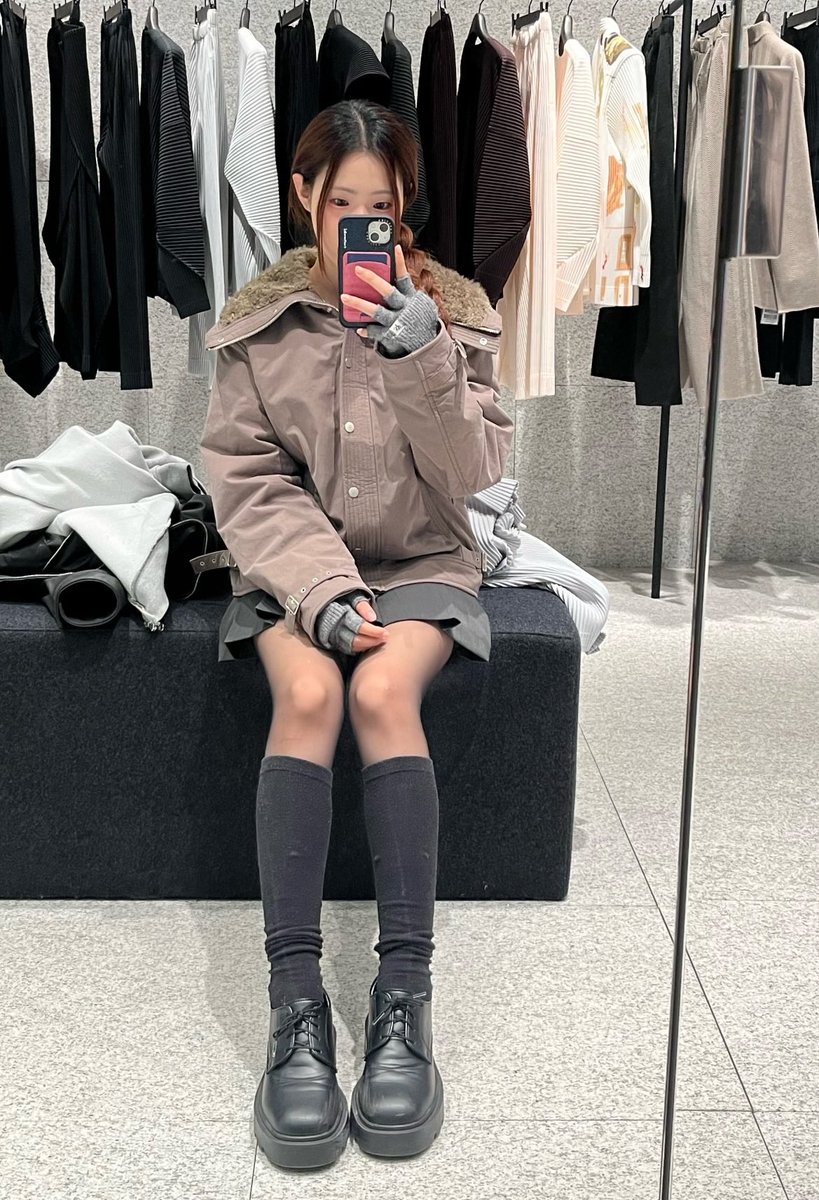 she said here’s a pic