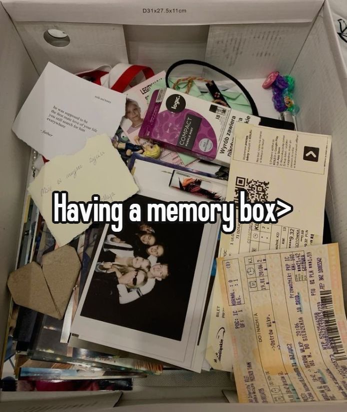 femmenotes tweet media