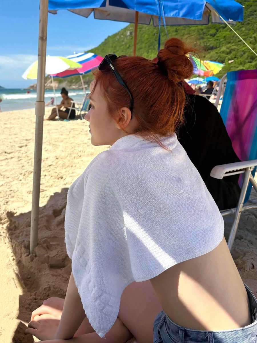 berryhour's tweet photo. 🍊🍊🌊☀ #Berry #berryz https://t.co/qsHdCOJdmY