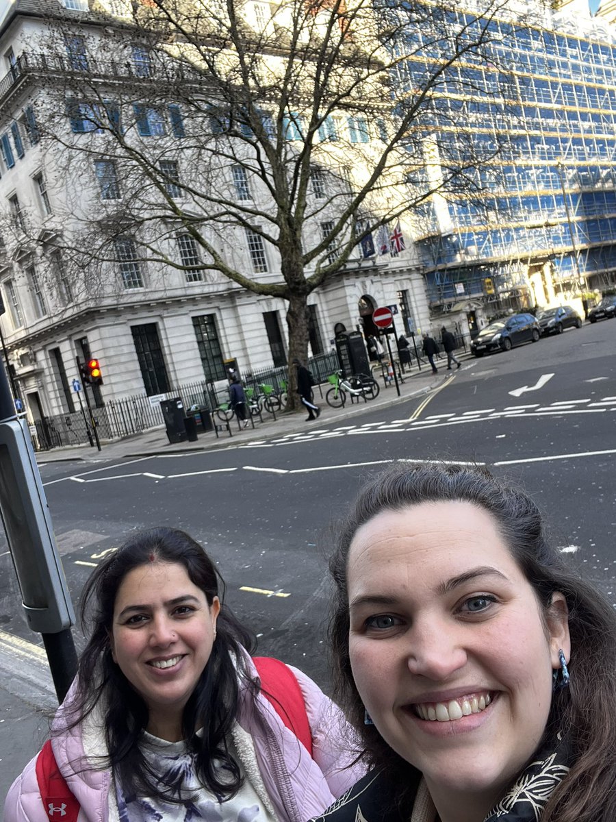 Manchester Royal Eye tweet media