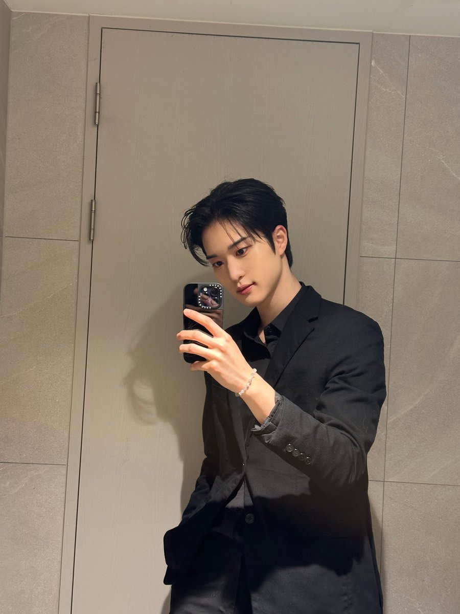 우피 tweet media