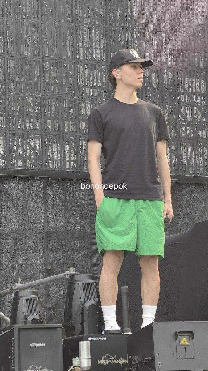 HVC_INA's tweet photo. TEGAP.

VERNON soundcheck SVT NEW_ Bangkok 1🤍🩵

© bonondepok

#VERNON #버논 https://t.co/baPZoA5JY8