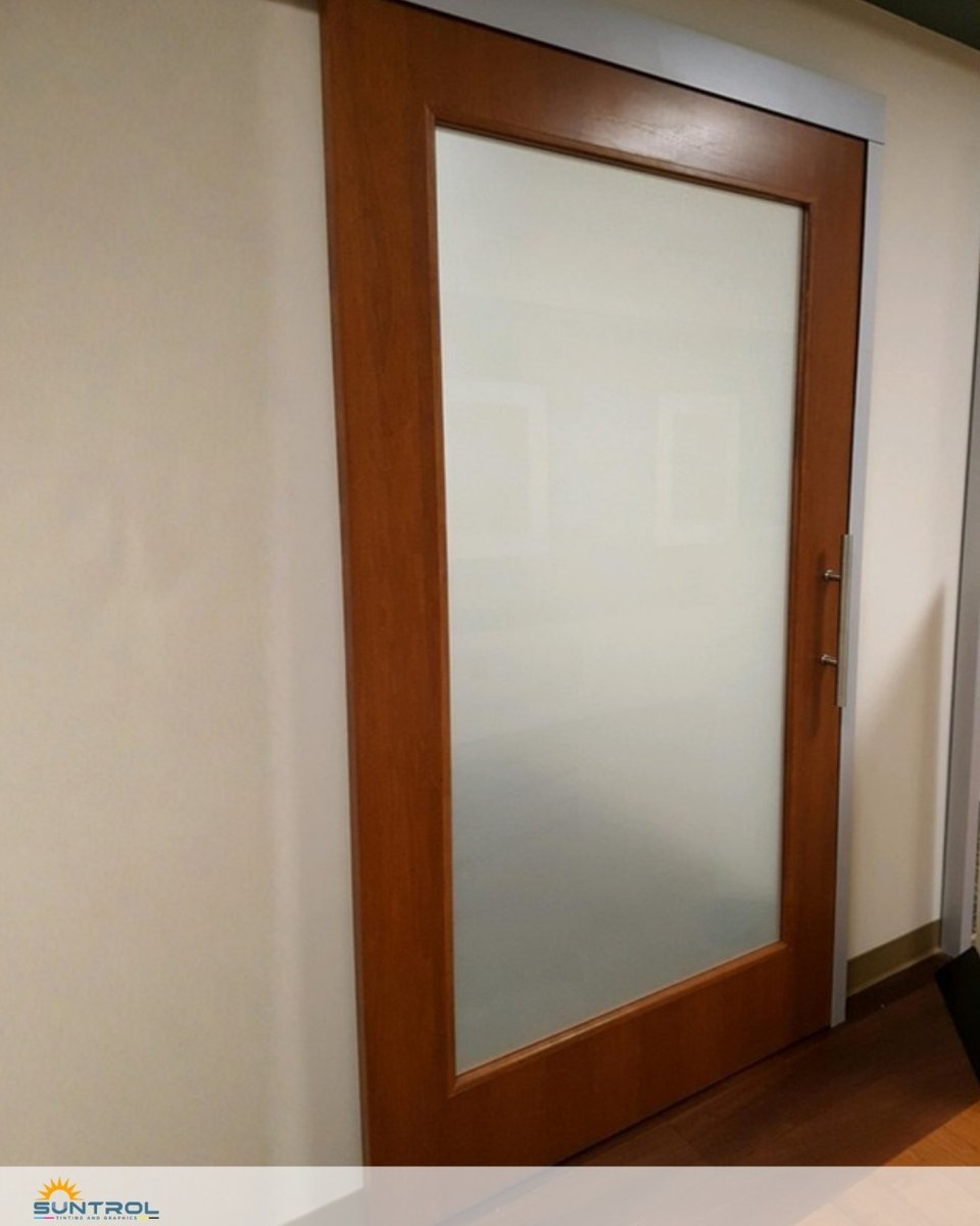 Suntrol's tweet image. Protect sensitive conversations and create secure spaces with professional privacy window film!

📞(216) 663-0801
🌐suntrol.com

 #PrivacyFilm #CustomPrivacy #WorkplaceDesign