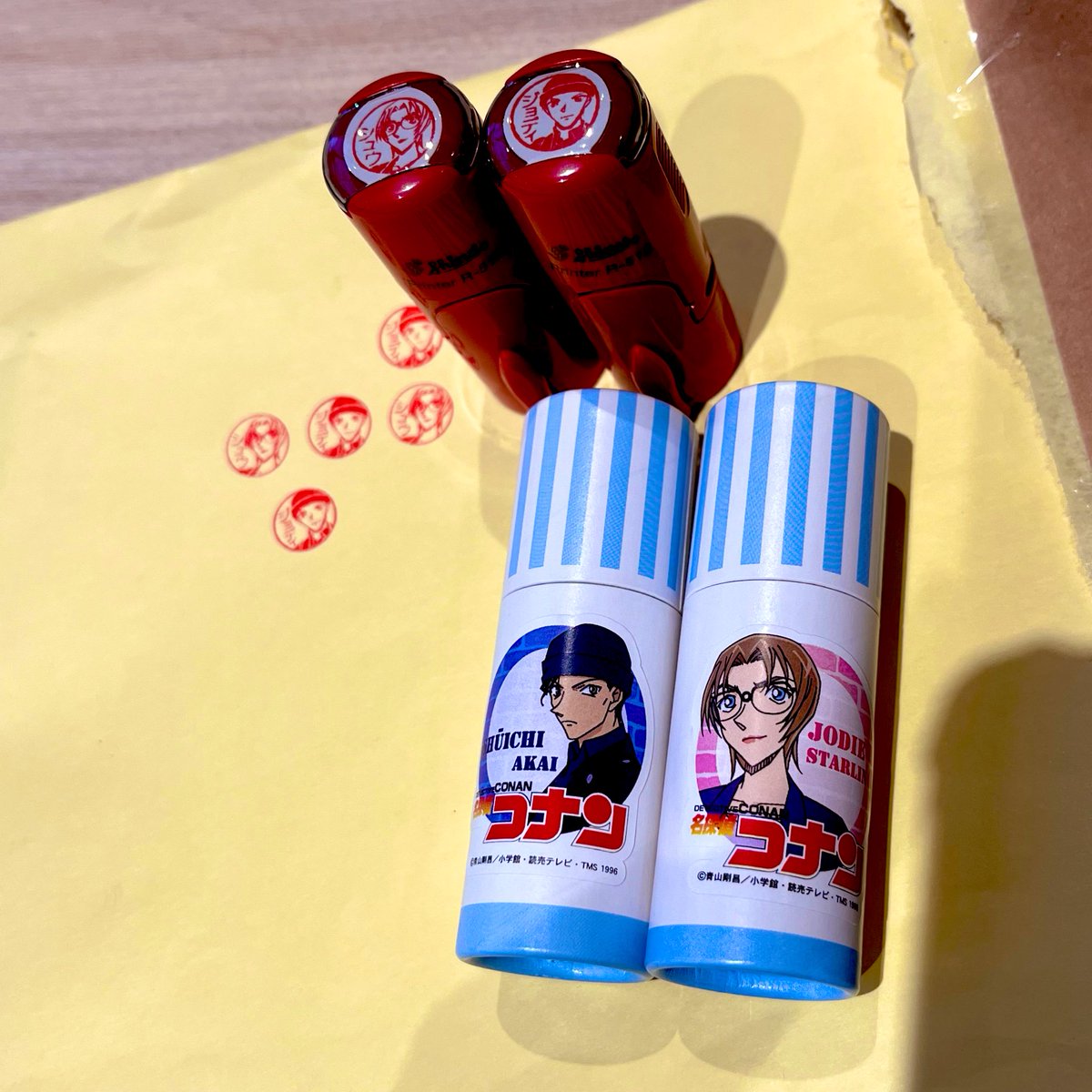 nhw_xl's tweet photo. They finally arrived!!!! The special custom stamps! They’re officially licensed stamp products. I ordered two versions—one with Akai’s face and Jodie’s name in katakana, and another with Jodie’s face and the katakana for ‘Shu’ that she calls him.
#RedStarling https://t.co/CUwzW0ZdQh