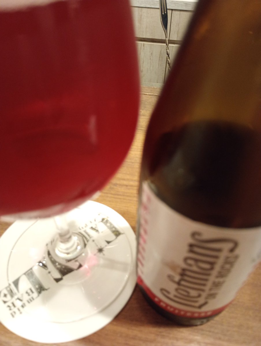 ビール　リーフマンス　フリテッセ
さくらんぼと5種のフルーツを使ったベルギービールらしい
甘い