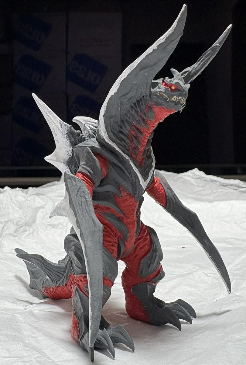 YOSHIKAZU ISHII 石井 良和　映画『異空大怪獣グラ－ディオ』製作中 tweet media