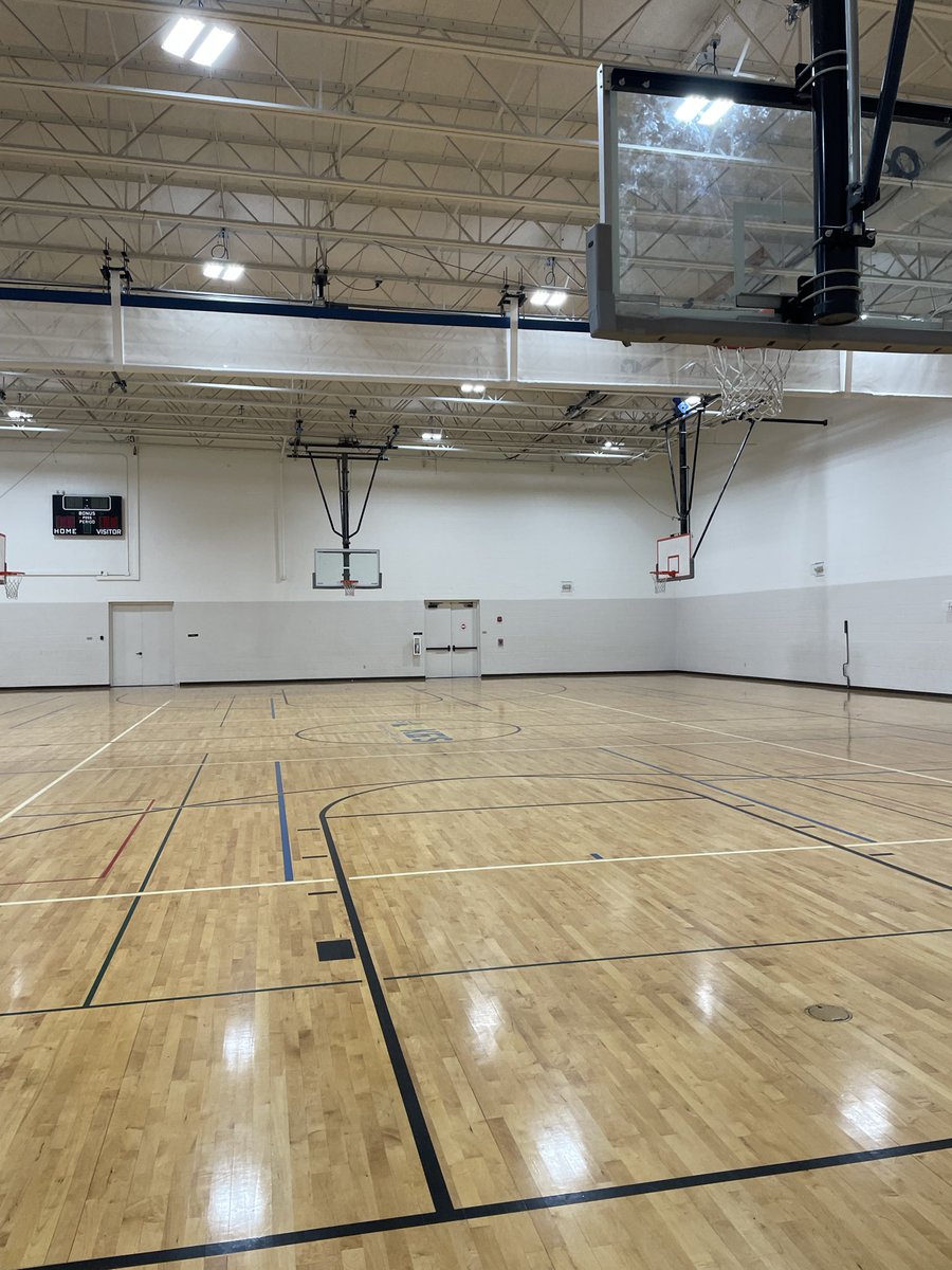 TheB24Liberator's tweet photo. Early morning hoops!!! https://t.co/wkyBZgJIaH