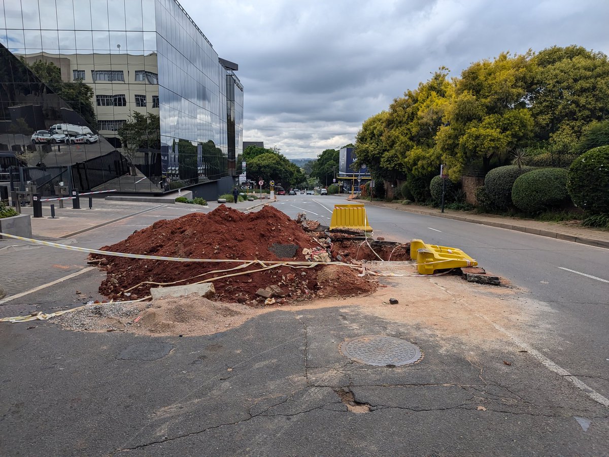 Simone Double-Masked Puterman tweet media