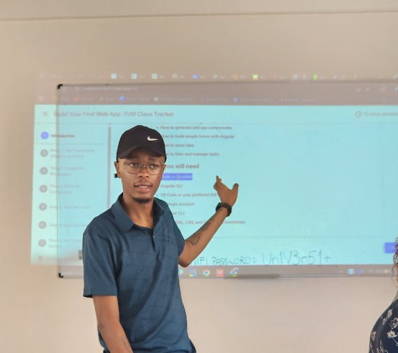 Christal Riziki tweet media