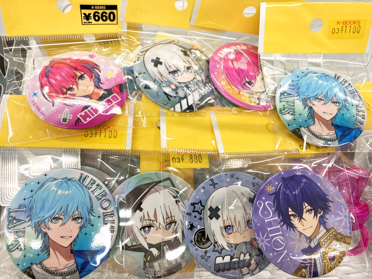 入荷情報】 ?めておら? 缶バッジやアクキー、アクリルスタンドなど 