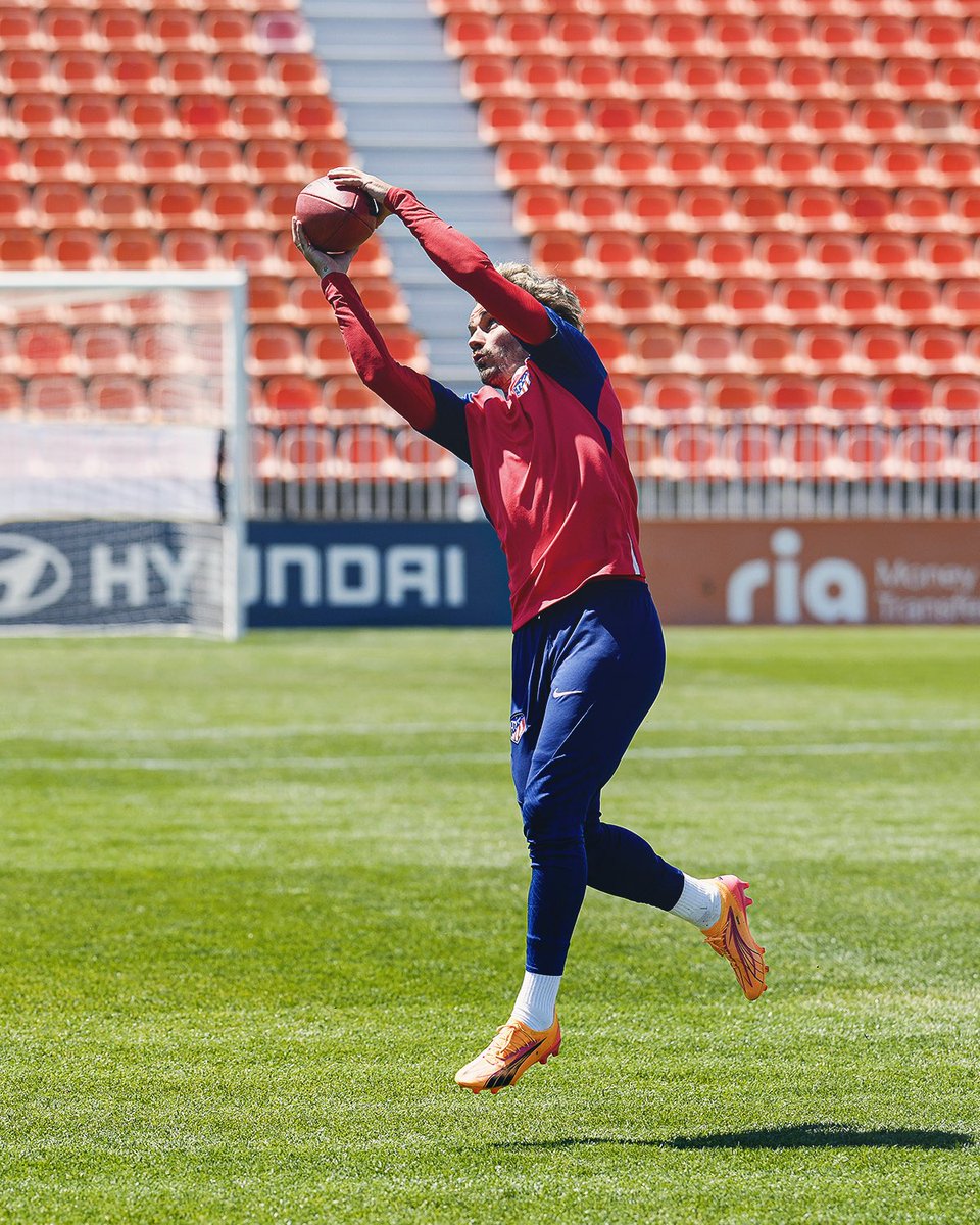 NFL France tweet media