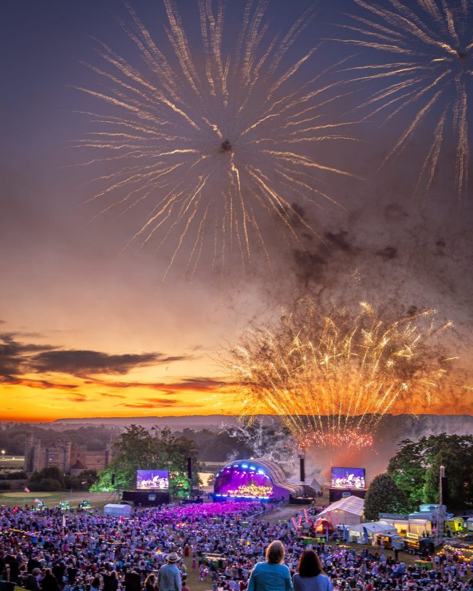 Leeds Castle Concert tweet media