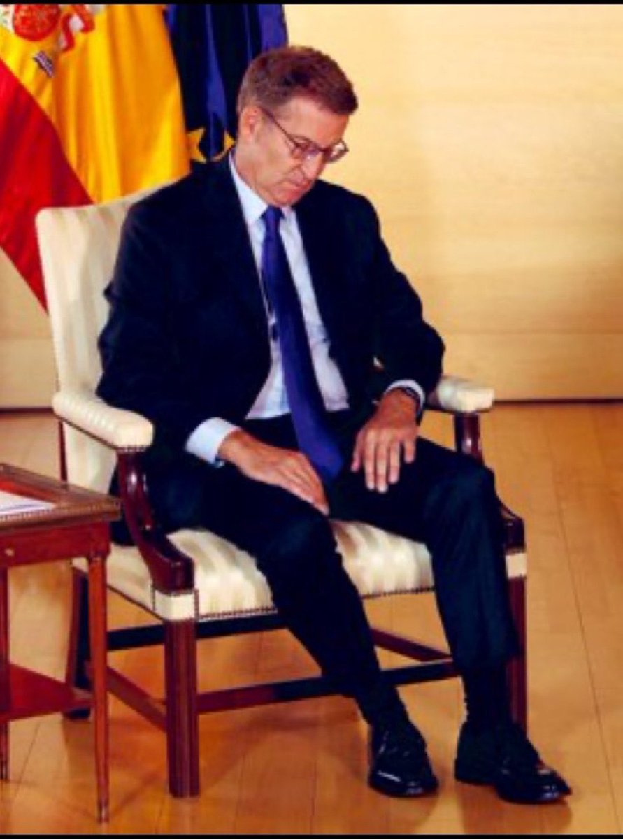 Aquí y Allá tweet media