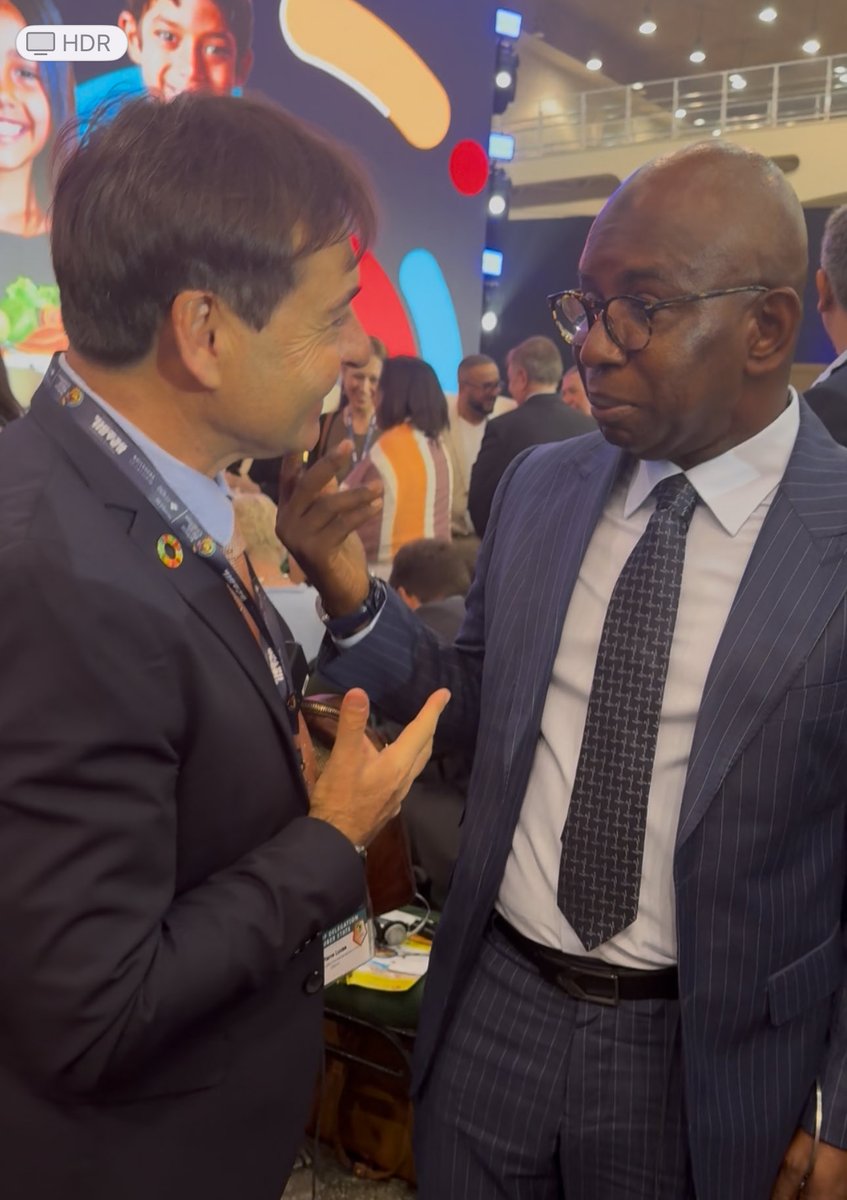 pierrejlucas's tweet photo. Toute ma reconnaissance à SE Moustapha M Guirassy Ministre de l’Education du Senegal pour notre rencontre cette semaine et son engagement pour l’alimentation scolaire au Sénégal. ⁦@OnuSenegal⁩ ⁦@WFP_FR⁩ ⁦@isdb_group⁩ ⁦@WFPBrasil⁩ #DCAS ⁦@AmySarrFall⁩ https://t.co/Zjtm394ju5