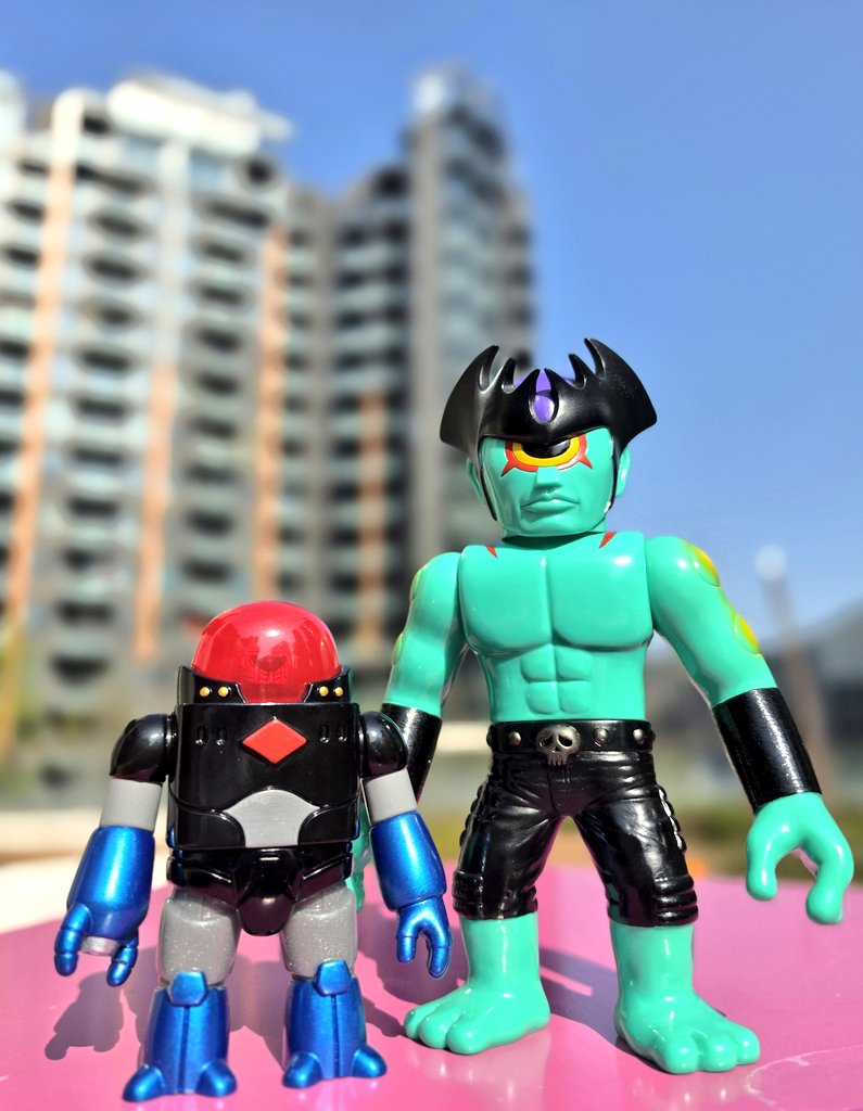 ChanRobben's tweet photo. #リアルヘッド #realxhead #hakaba_gallery #dokuro_uc #sofubi https://t.co/mQYcxsLQ4Q