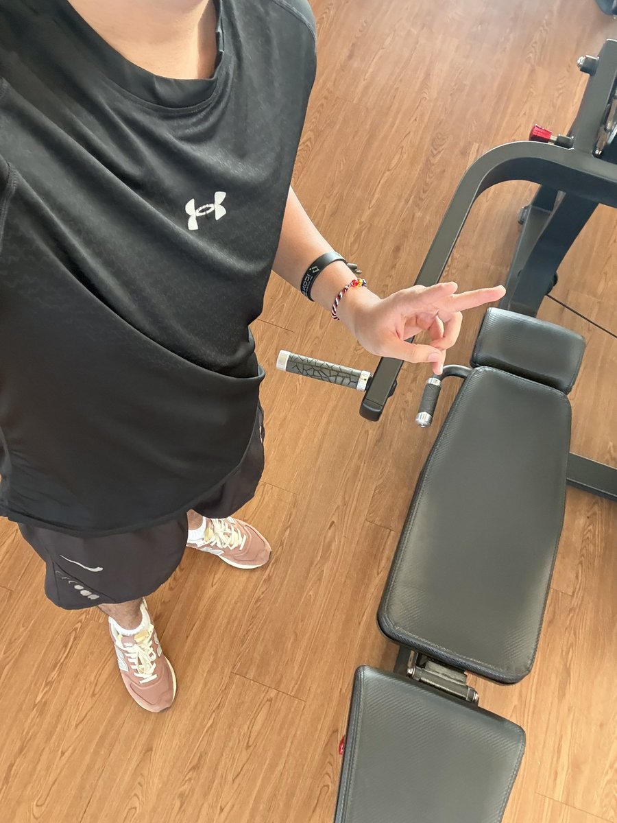 K70003Ken's tweet photo. Nge gym dlu yah syg https://t.co/lnzHdQixu0