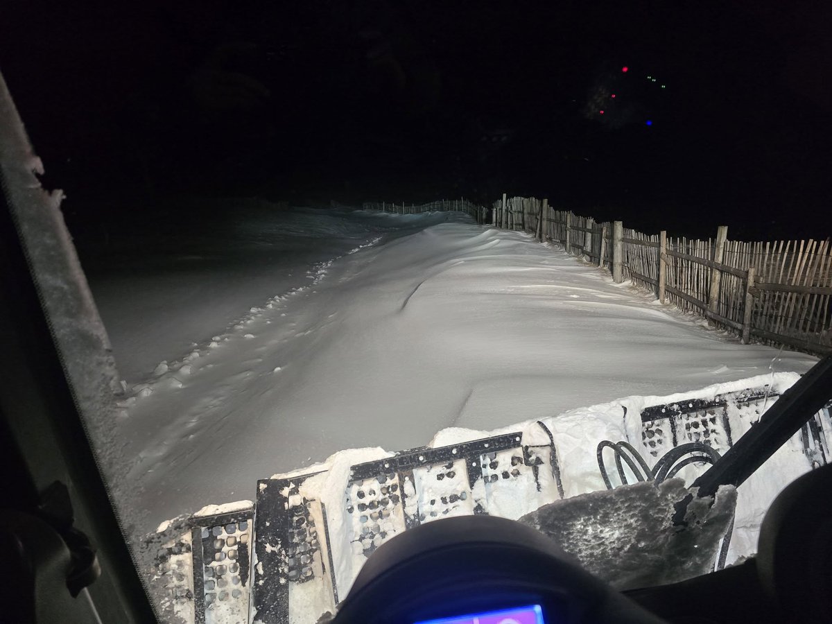 glencoemountain's tweet photo. Winter has returned at @glencoemountain Some great skiing and snowboarding across the whole mountain . #ski #snowboard #glencoe #winterfun https://t.co/LnZDO80E2Q