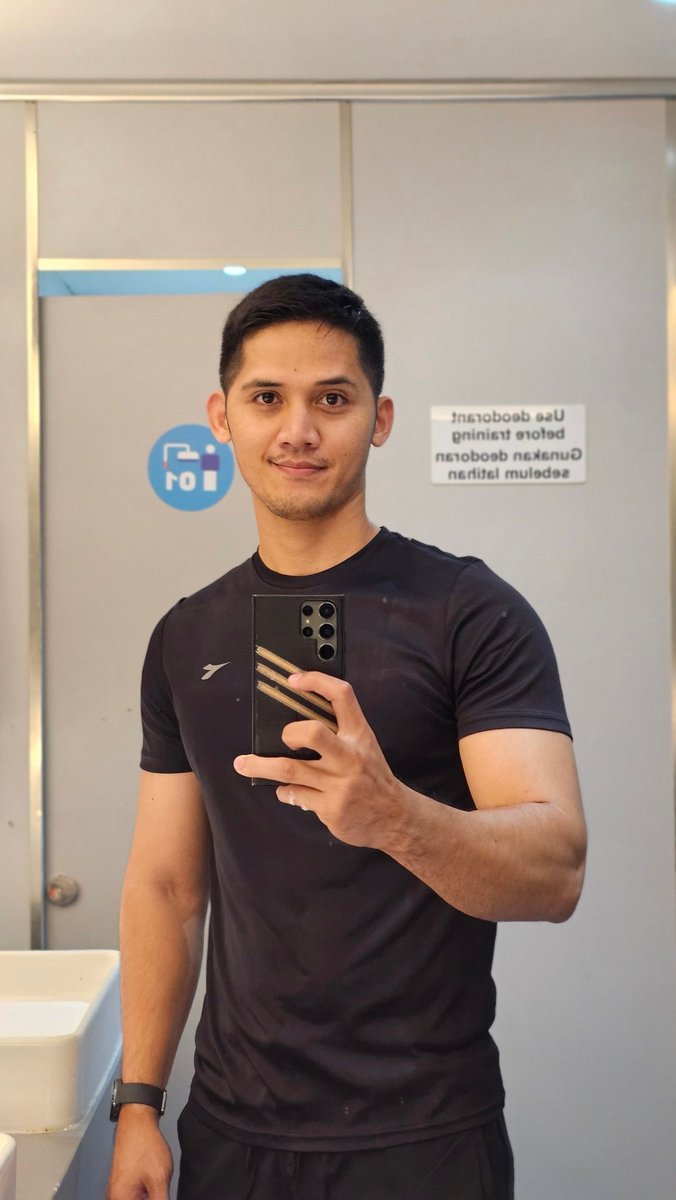 satriadiiban tweet media