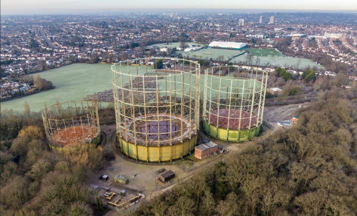 Constructing London tweet media