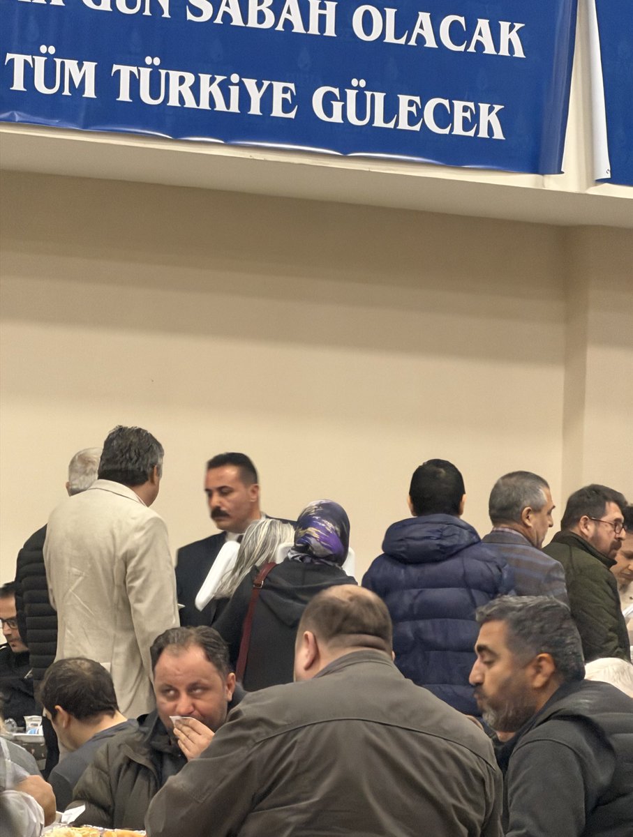 Büşra Sakınmaz tweet media