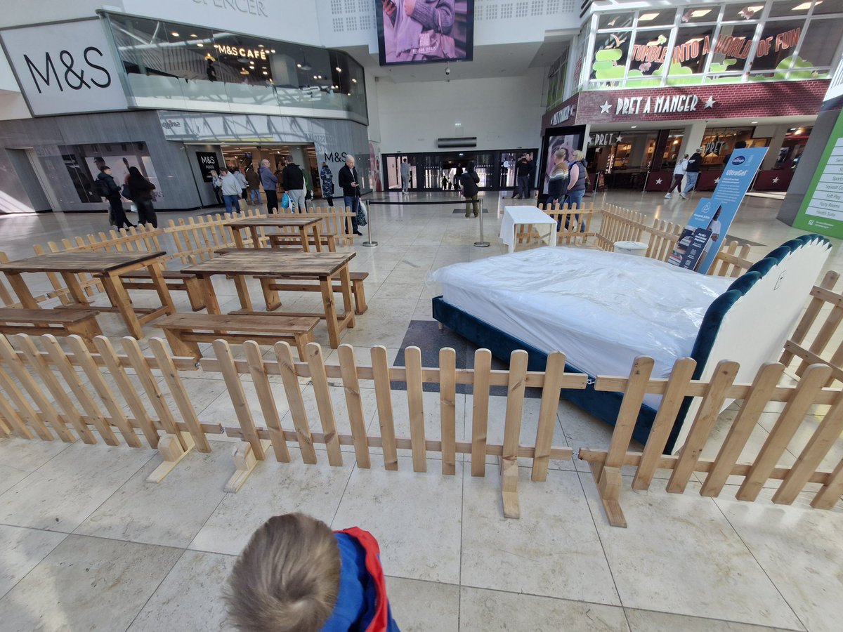 Jon Cartwright tweet media