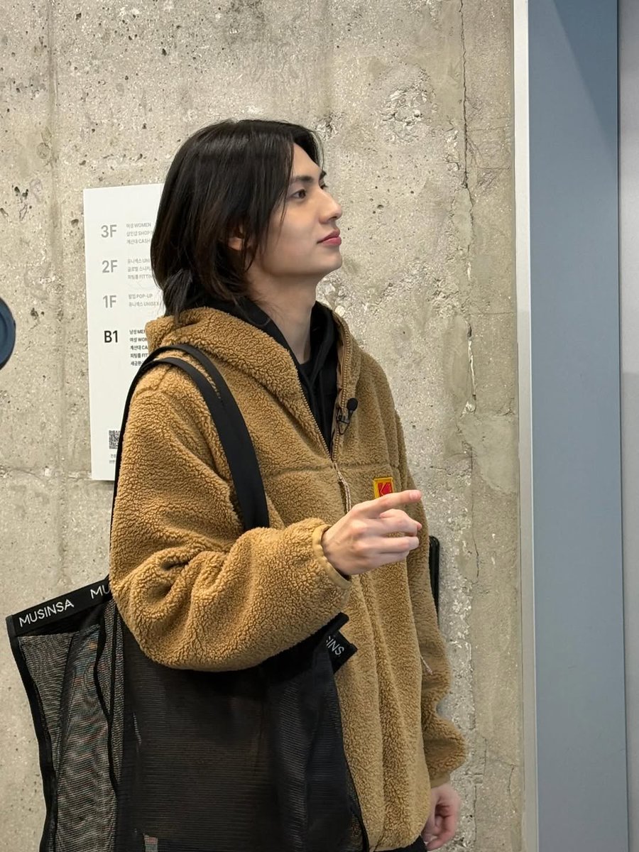 jooyeonlooks tweet media