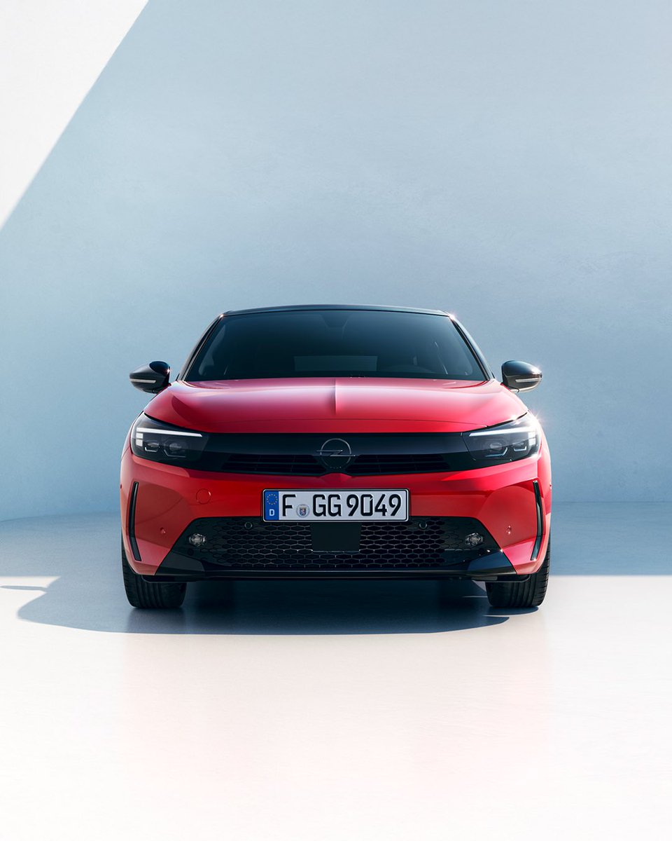 OpelTurkiye's tweet image. Opel Corsa’nın kompakt tasarımı sayesinde şehir hayatı şimdi daha eğlenceli. 

#ThisIsOpel #YesOfCorsa