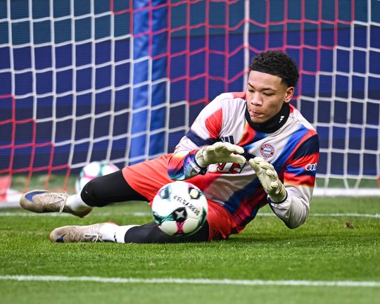 Bayern & Germany tweet media