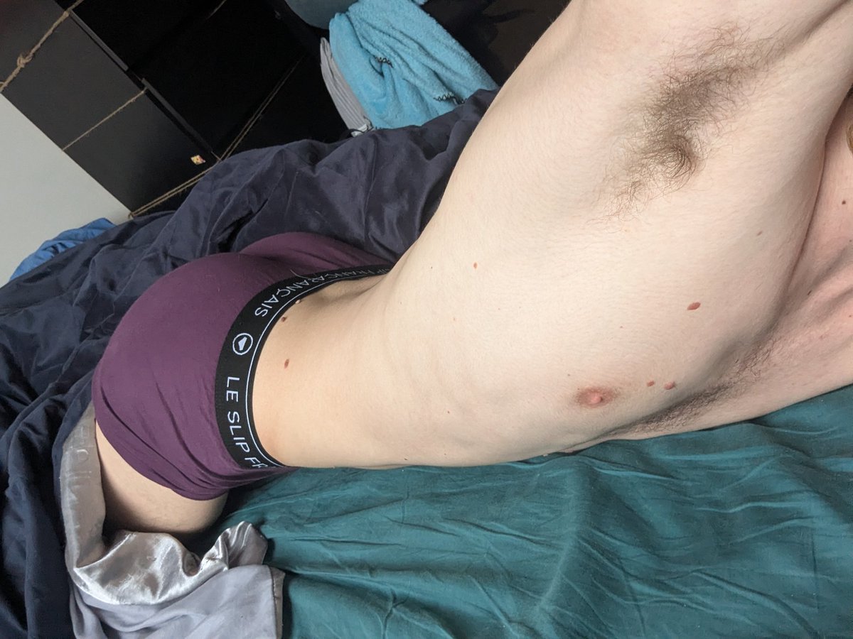 SluteeX (@sluteex) on Twitter photo 