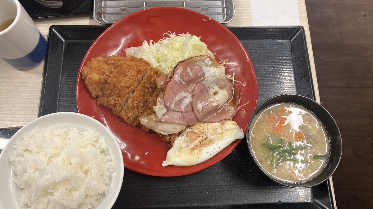 森のくまさん tweet media